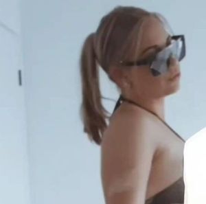 Meet your Posher, Lily